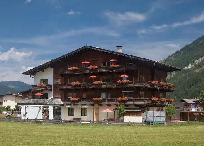 Haus Karoline Apartment *